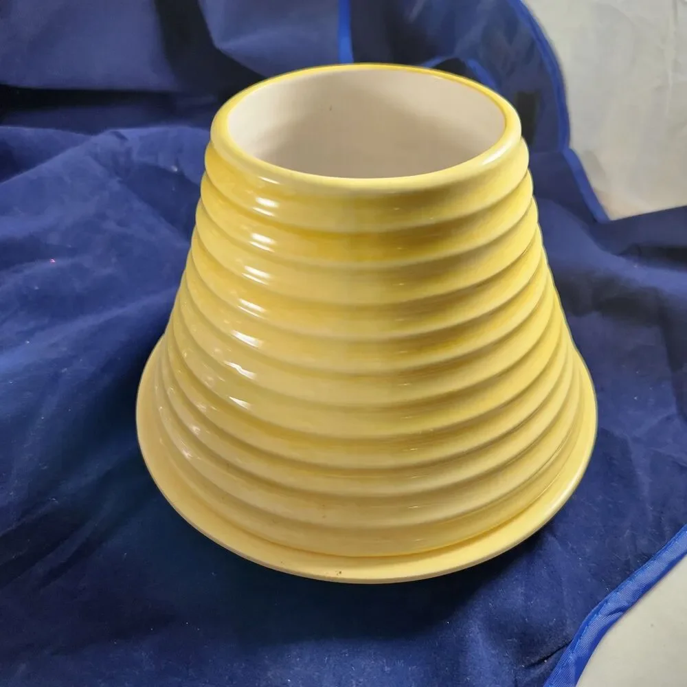 Yankee Candle Yankeeware Ceramic Shade & Plate Yellow Ridged Tea Light Retired